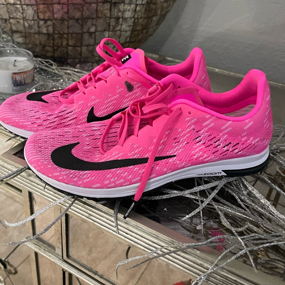 Brand new pink Nike sneakers